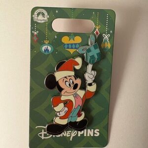 Disney Festive Mickey Mouse Pin - BNWT